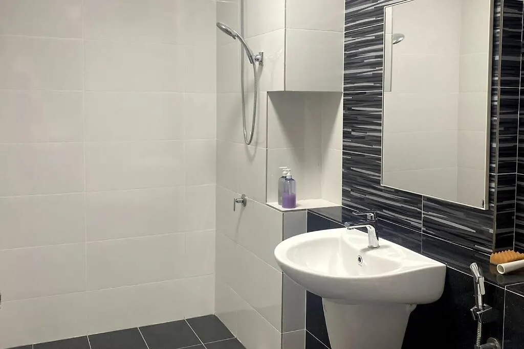 3-Bed Gem Near Singapore Border! Διαμέρισμα Τζόχορ Μπάχρου